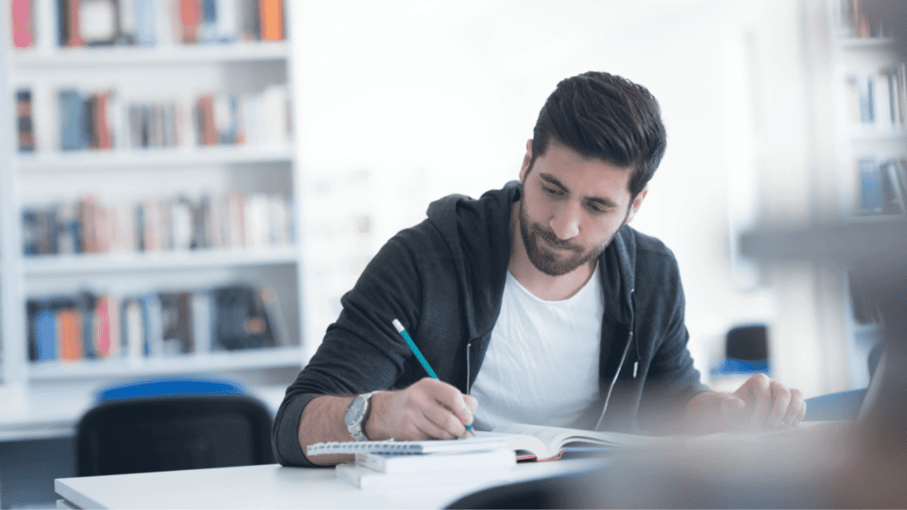 Lvl 3 btec national extended certificate in business course