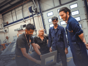 Motor vehicle workshop