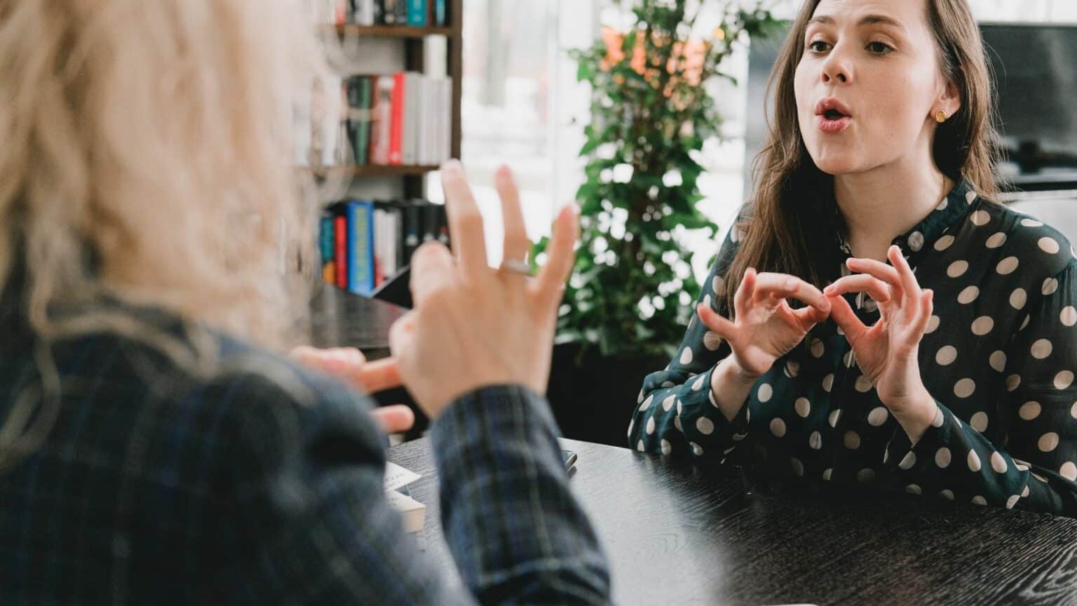 British Sign Language Intro Plus Course Study At College British Sign Language Intro Plus Course Study At College