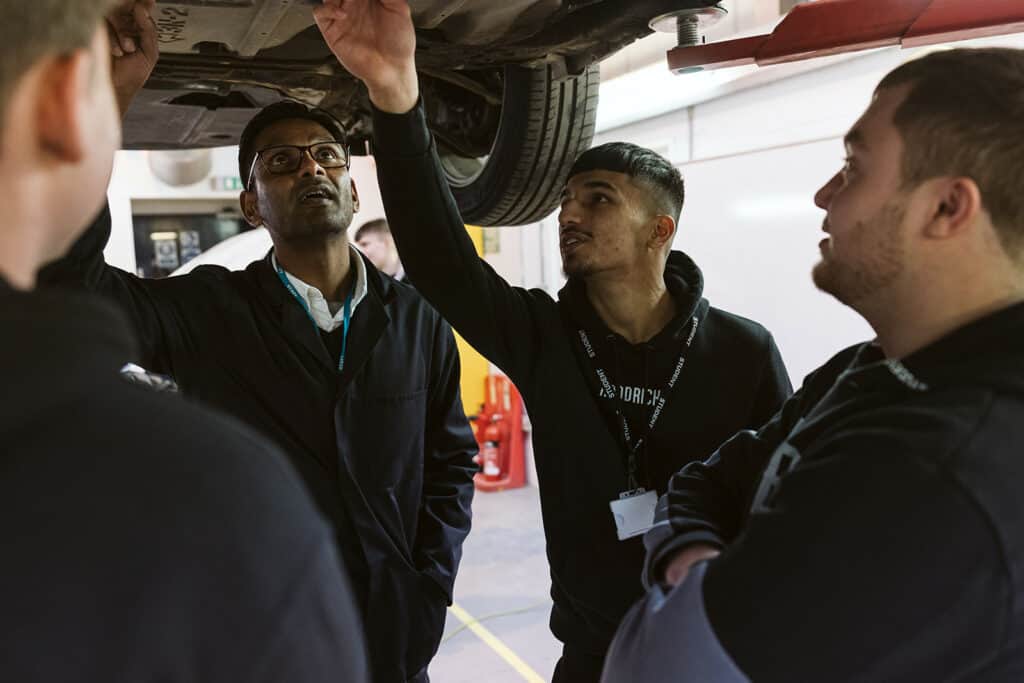 motor vehicle apprentices