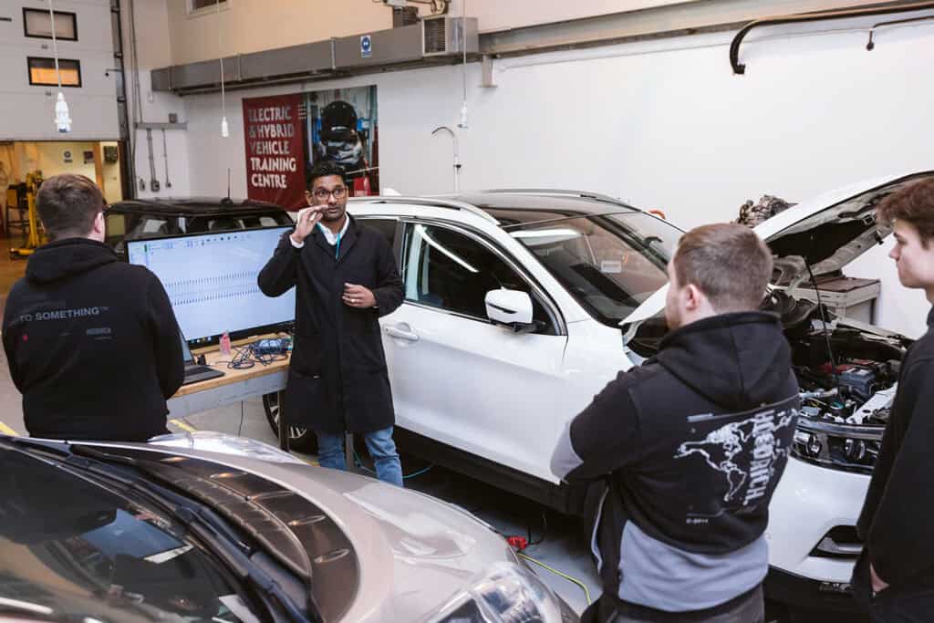 motor vehicle tutor