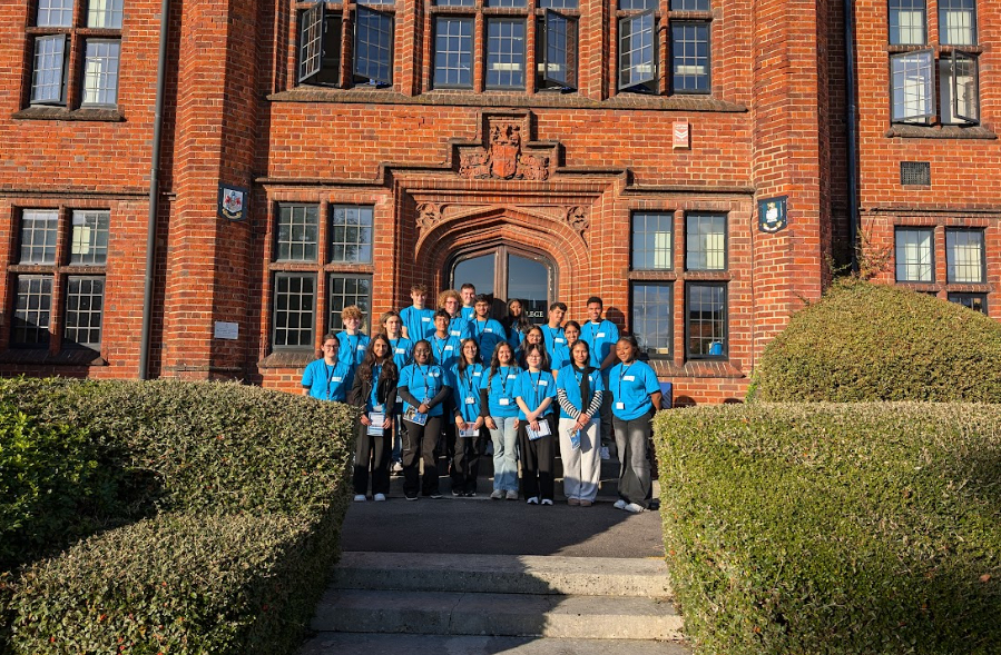 strodes student ambassadors at open evening